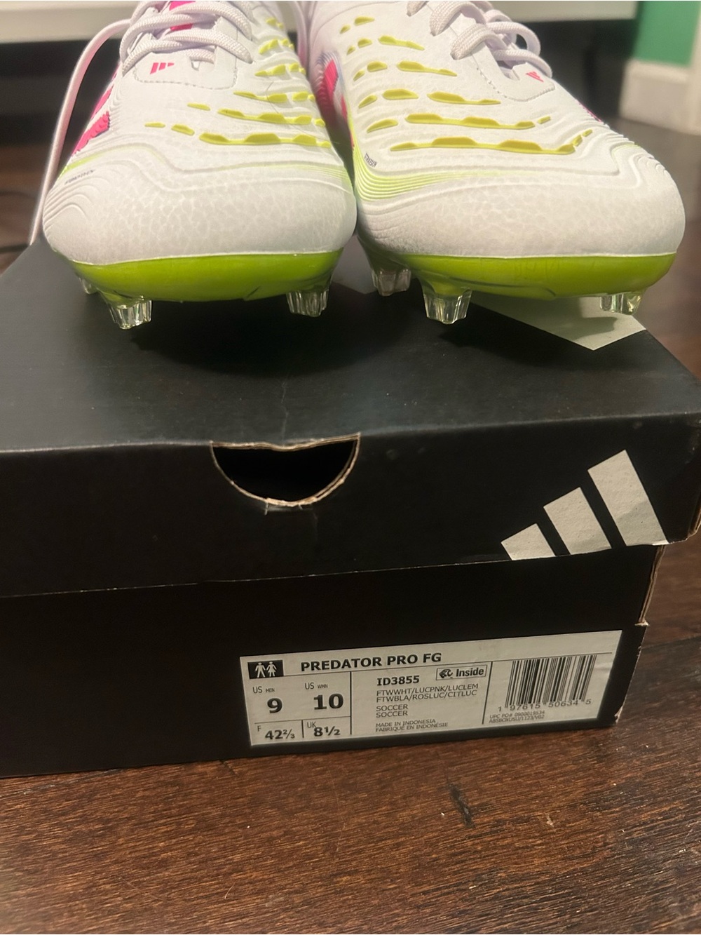 Predator pro FG cleats - Picture 2 of 5